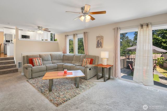 327 140th Street SW, Everett, WA 98208