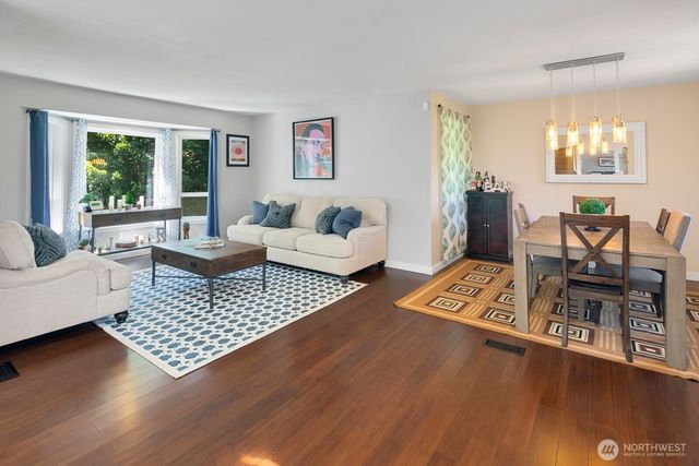 327 140th Street SW, Everett, WA 98208