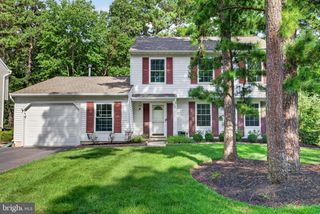 60 MASTERS CIR, Marlton, NJ 08053