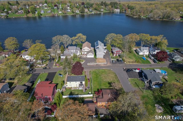 35 Maple Avenue, Wolcott, CT 06716
