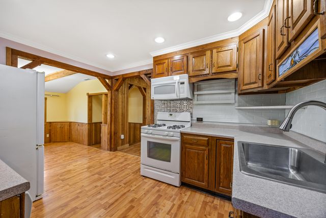 35 Maple Avenue, Wolcott, CT 06716