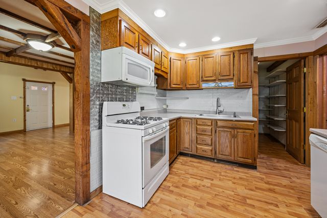 35 Maple Avenue, Wolcott, CT 06716
