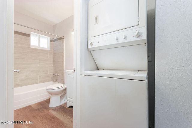 239 E 16TH Street 4, Jacksonville, FL 32206