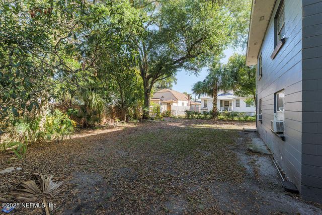 239 E 16TH Street 4, Jacksonville, FL 32206