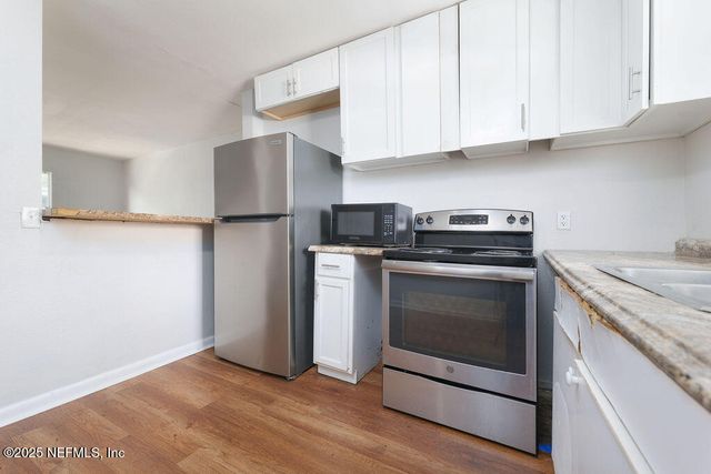 239 E 16TH Street 4, Jacksonville, FL 32206