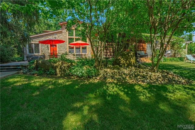 5948 Chestnut Road, Newfane, NY 14108