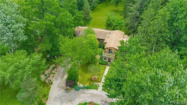 5948 Chestnut Road, Newfane, NY 14108