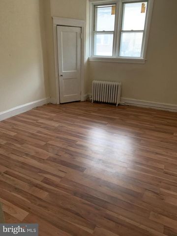 4076 E ROOSEVELT BLVD, Philadelphia, PA 19124