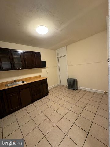 4076 E ROOSEVELT BLVD, Philadelphia, PA 19124