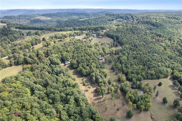 2257 NC 8800, Jasper, AR 72641