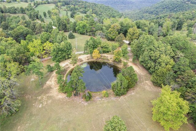 2257 NC 8800, Jasper, AR 72641