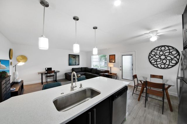21 Normandy A, Delray Beach, FL 33484