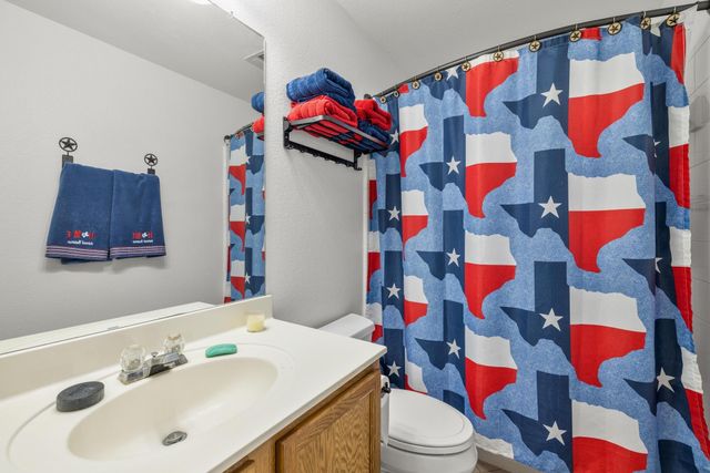 900 Rosemont CT, Leander, TX 78641