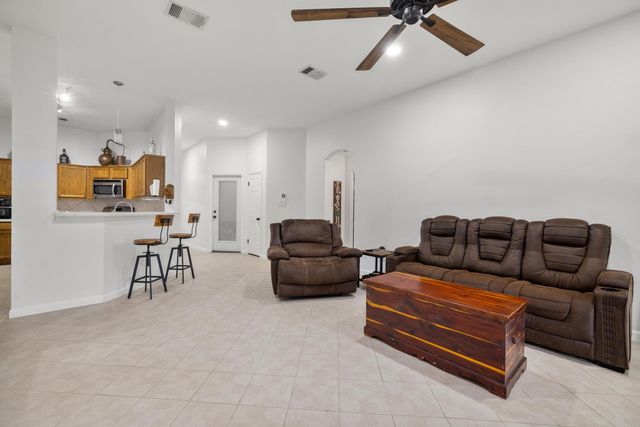 900 Rosemont CT, Leander, TX 78641