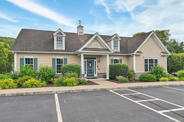 731 Huntington Drive, Fishkill, NY 12524