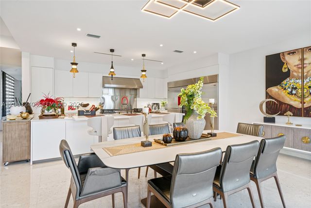3581 E Glencoe St 505, Miami, FL 33133