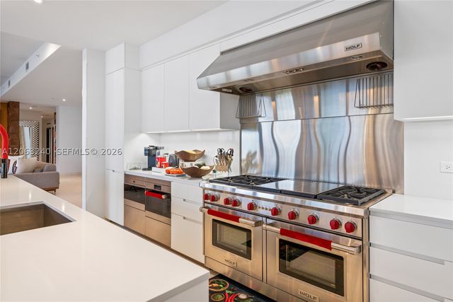 3581 E Glencoe St 505, Miami, FL 33133