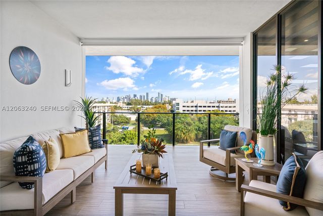 3581 E Glencoe St 505, Miami, FL 33133