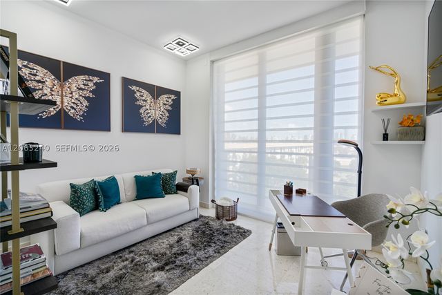 3581 E Glencoe St 505, Miami, FL 33133
