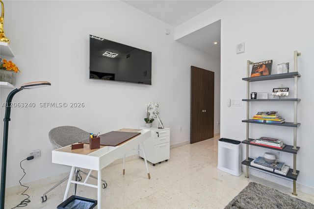 3581 E Glencoe St 505, Miami, FL 33133
