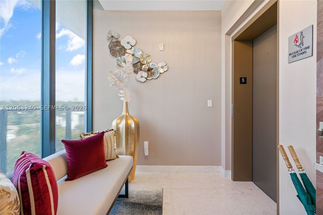 3581 E Glencoe St 505, Miami, FL 33133