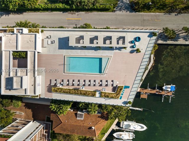 3581 E Glencoe St 505, Miami, FL 33133