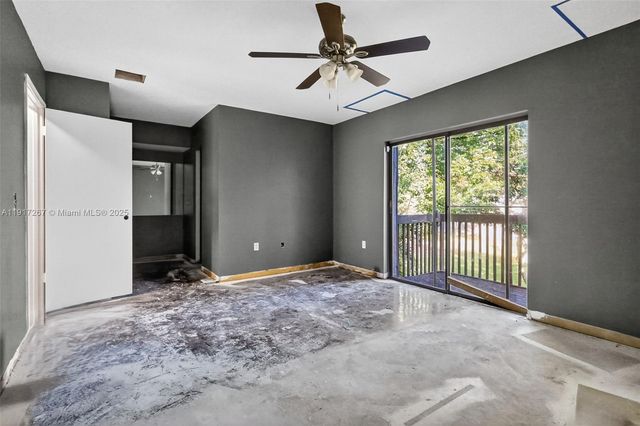 11053 SW 113th Pl, Miami, FL 33176