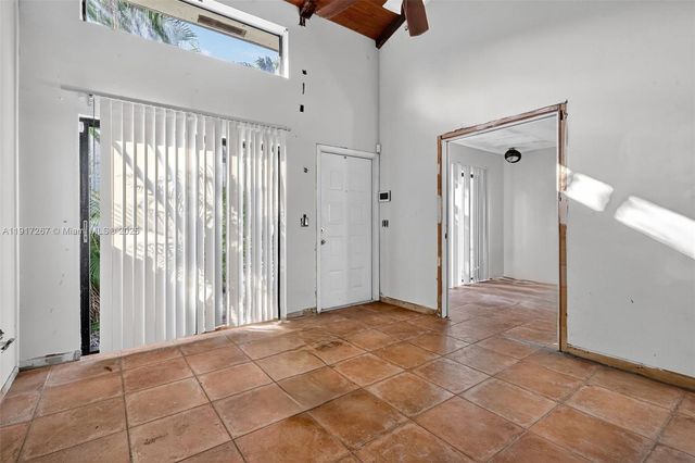 11053 SW 113th Pl, Miami, FL 33176