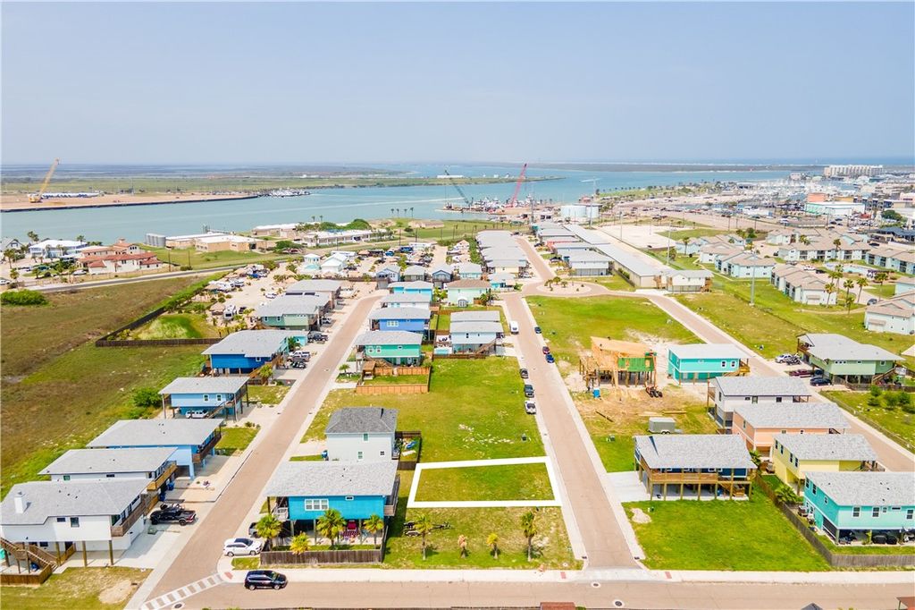 253 Port Arthur St, Port Aransas, TX 78373 — photo 4