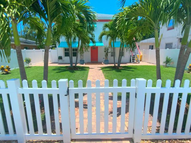 126 N Palmway 1, Lake Worth Beach, FL 33460