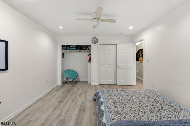 8 Henry Ct, Plainsboro Twp., NJ 08536