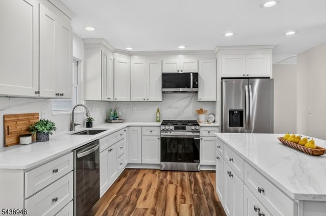 19 Springdale Rd, South Brunswick Twp., NJ 08824