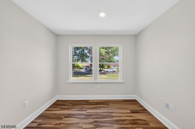 19 Springdale Rd, South Brunswick Twp., NJ 08824