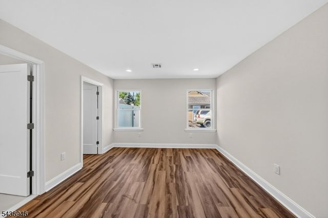 19 Springdale Rd, South Brunswick Twp., NJ 08824
