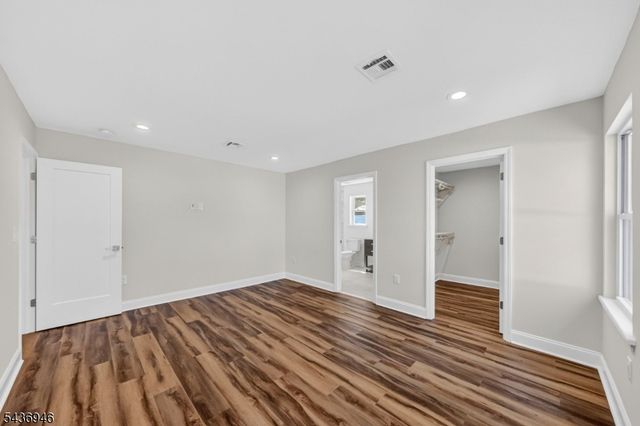 19 Springdale Rd, South Brunswick Twp., NJ 08824