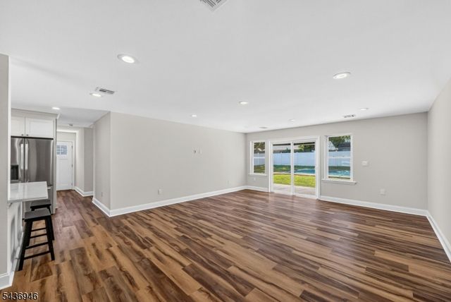 19 Springdale Rd, South Brunswick Twp., NJ 08824