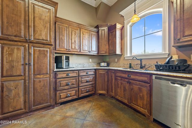 131 Ridge Run Lane, Carencro, LA 70520