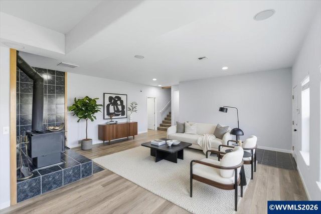 31265 S Main Rd, Lebanon, OR 97355