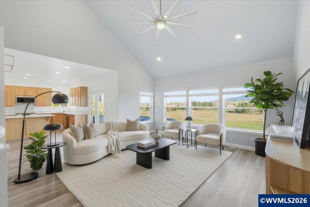 31265 S Main Rd, Lebanon, OR 97355