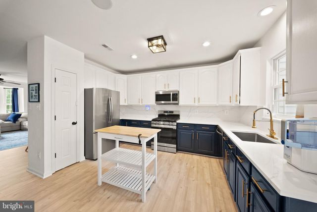 6326 CULLEN PL, Haymarket, VA 20169