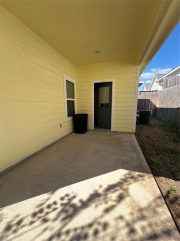 833 Omeara, Montgomery, TX 77316