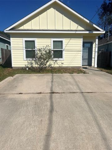 833 Omeara, Montgomery, TX 77316