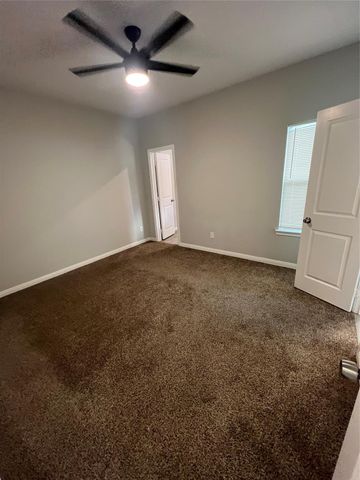 833 Omeara, Montgomery, TX 77316