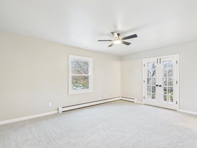 1316 MONTCLAIRE COURT, Appleton, WI 54915