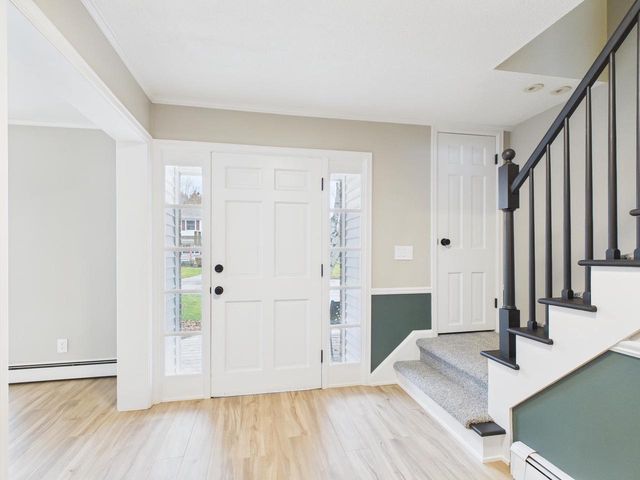 1316 MONTCLAIRE COURT, Appleton, WI 54915