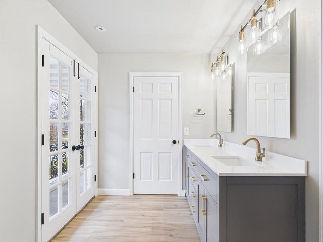 1316 MONTCLAIRE COURT, Appleton, WI 54915