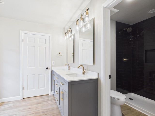 1316 MONTCLAIRE COURT, Appleton, WI 54915