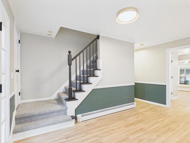 1316 MONTCLAIRE COURT, Appleton, WI 54915