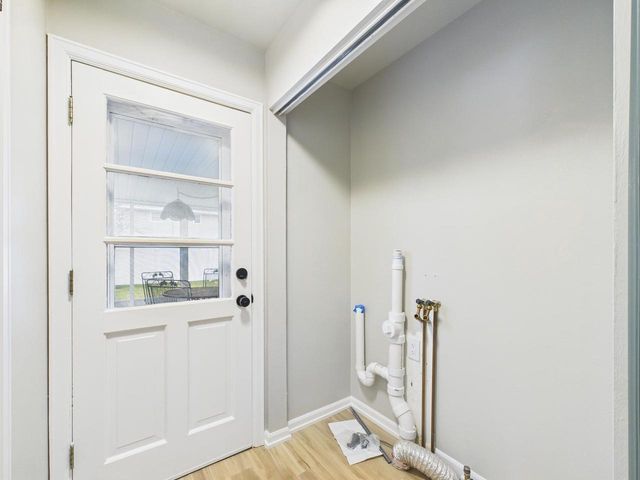 1316 MONTCLAIRE COURT, Appleton, WI 54915