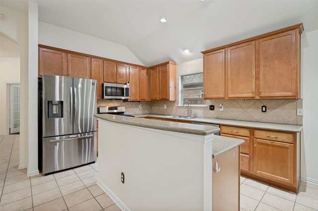 2100 Scott Creek Drive, Little Elm, TX 75068